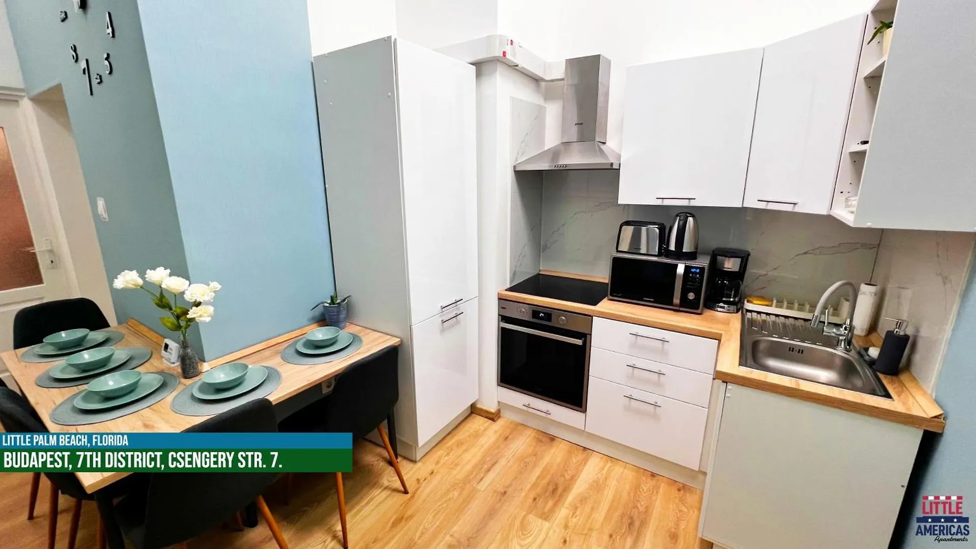 Little Americas Palm Beach Apartment Budapest
