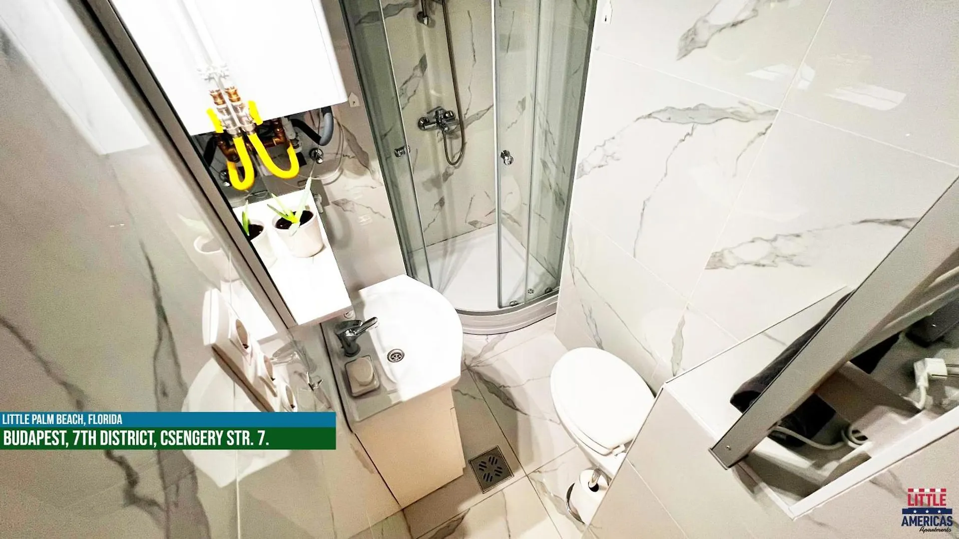 Little Americas Palm Beach Apartment Budapest